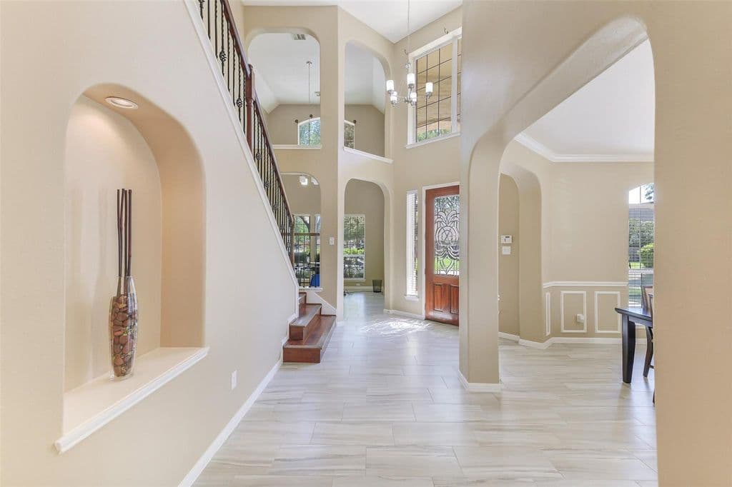 13502 Hammond Hills Lane thumbnail 4